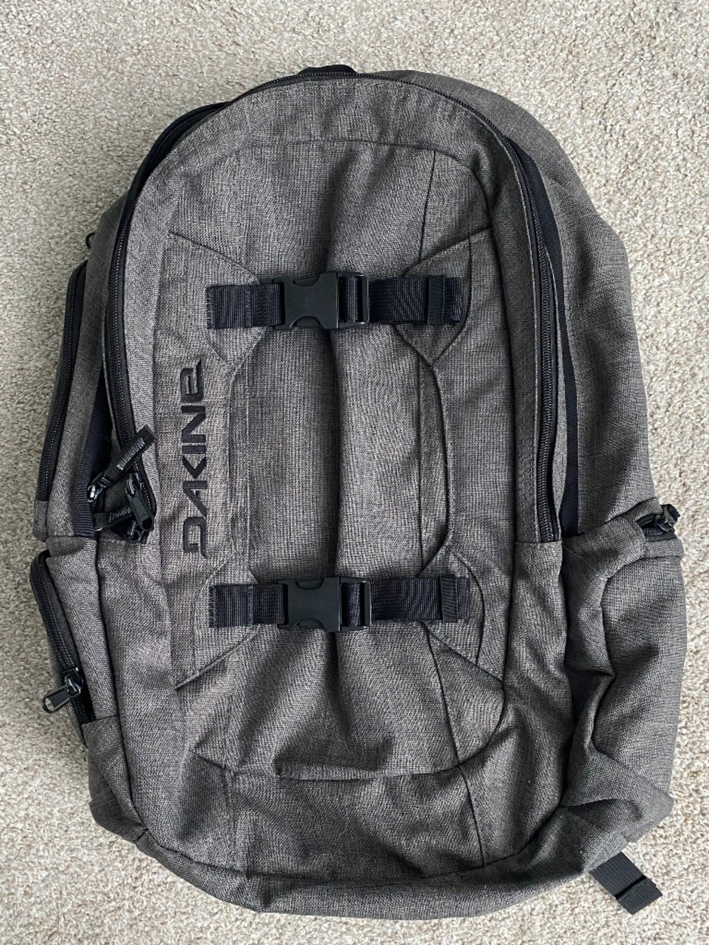 Dakine Mission Backpack Grey 25L Laptop Book Bag Slim
